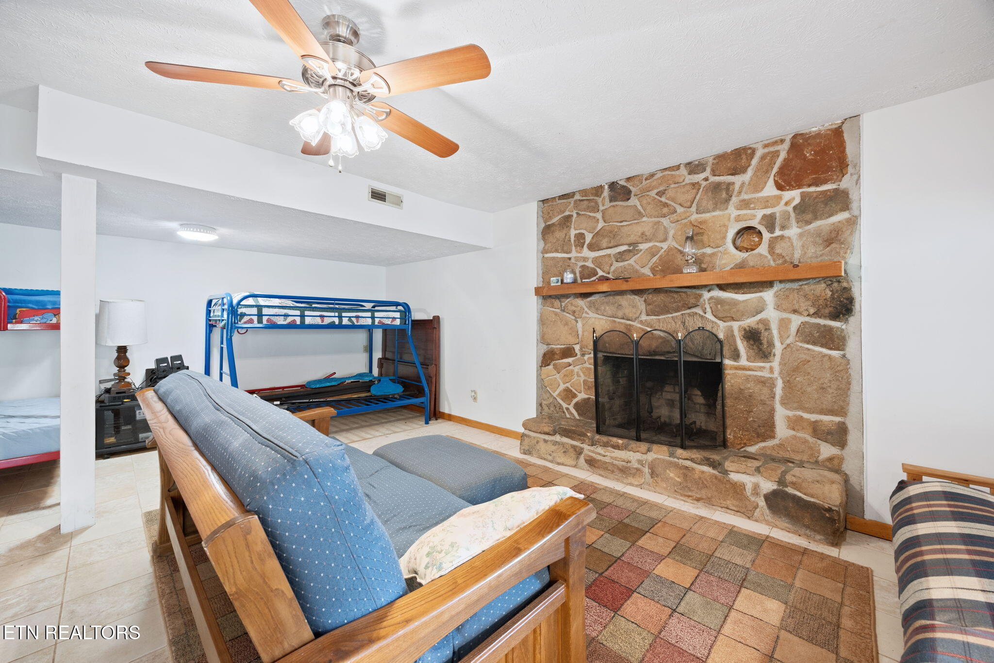 258 Marina Lane, LaFollette
