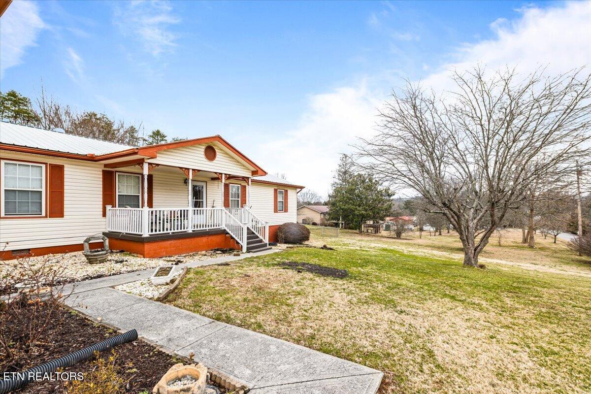 318 Springfield Drive, LaFollette