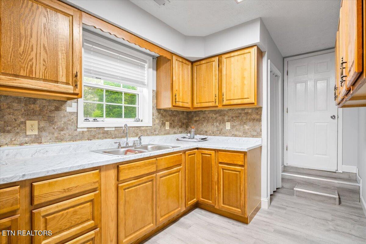 318 Springfield Drive, LaFollette