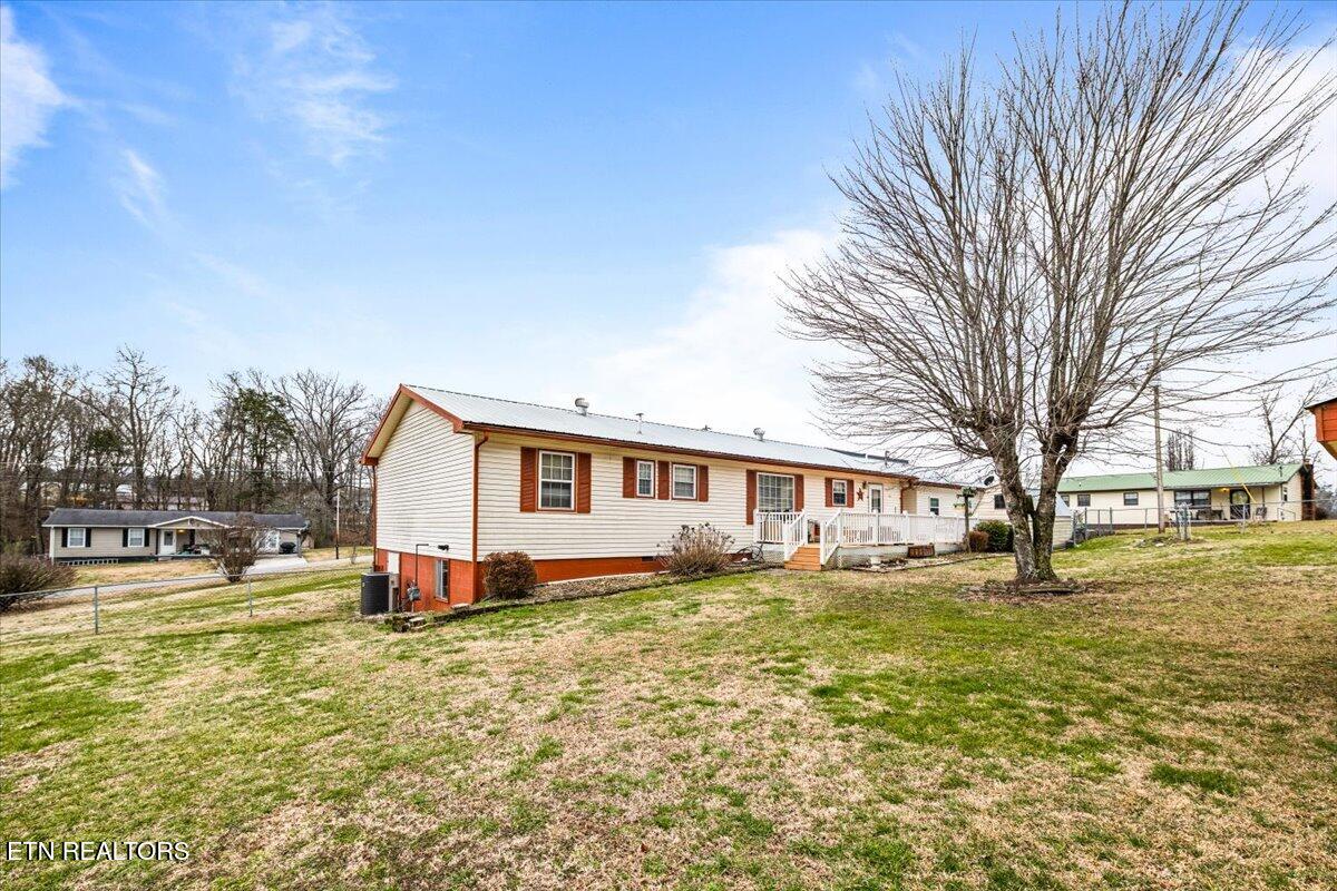 318 Springfield Drive, LaFollette