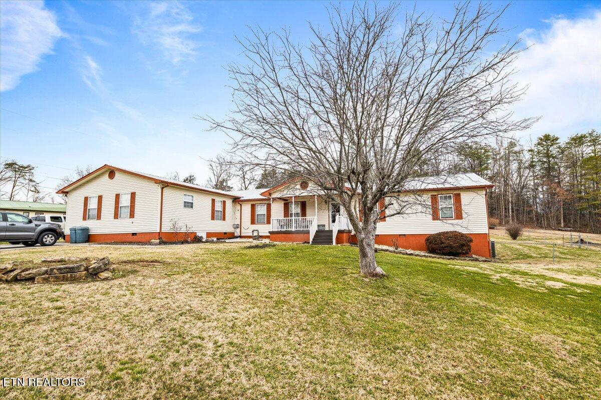 318 Springfield Drive, LaFollette
