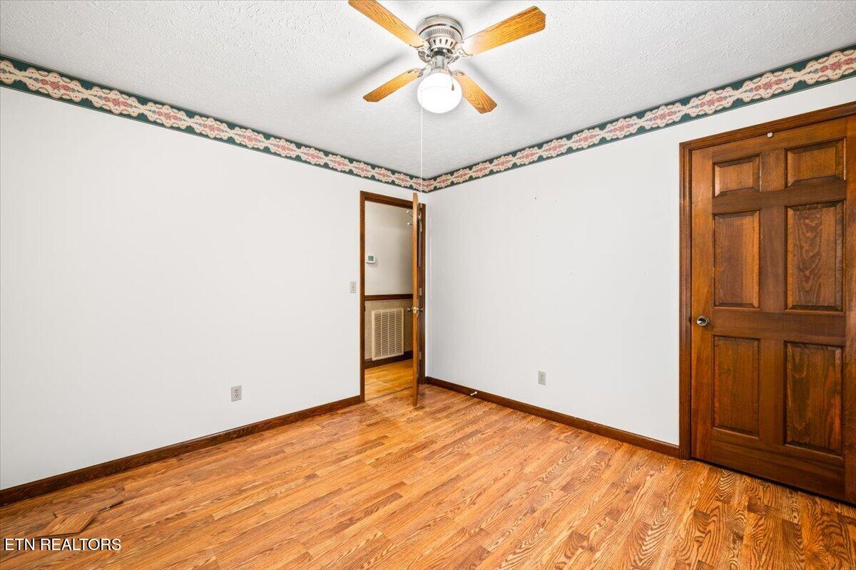 318 Springfield Drive, LaFollette
