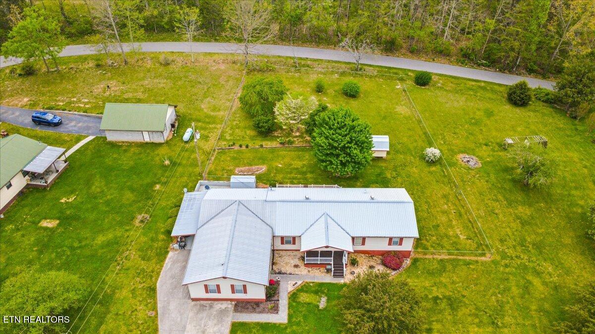 318 Springfield Drive, LaFollette