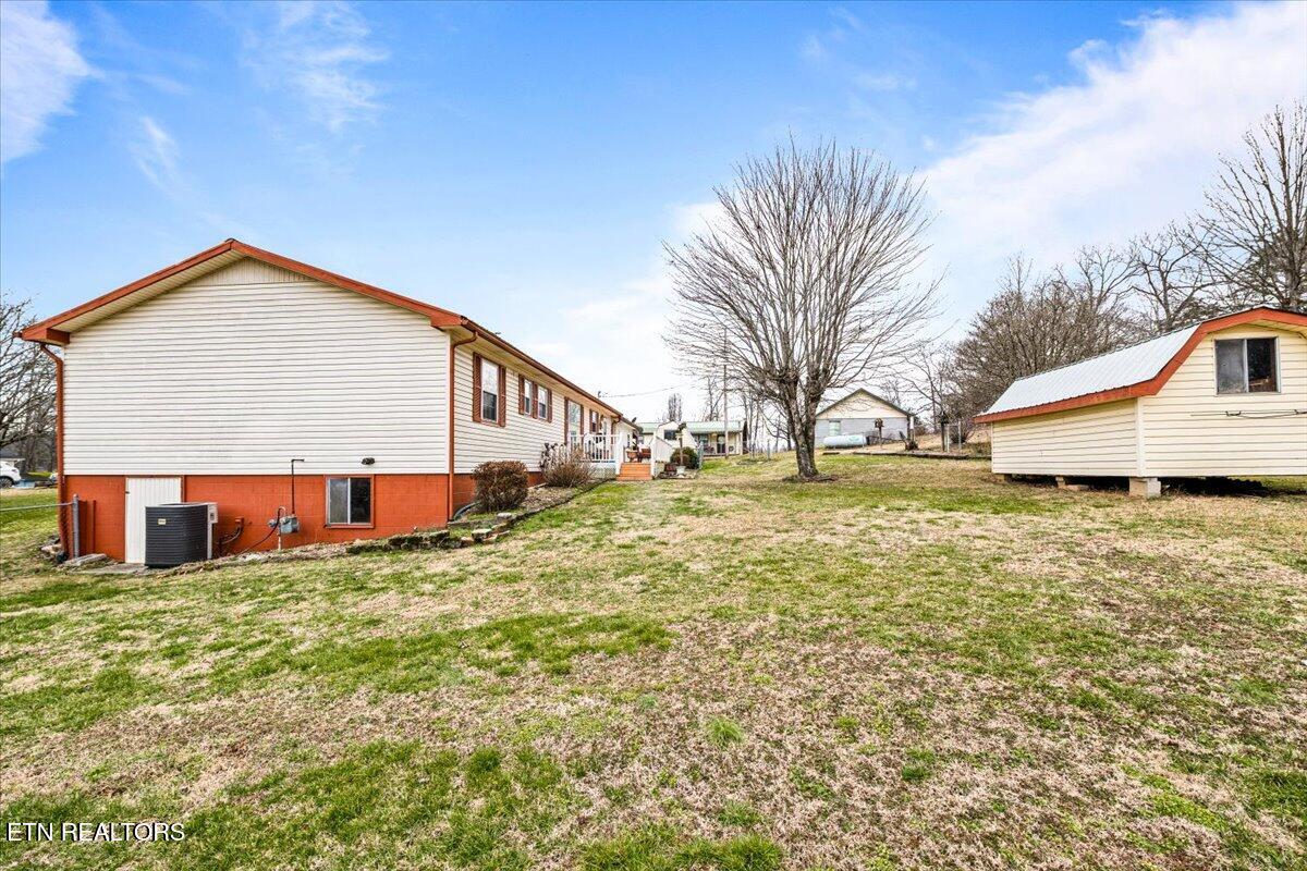 318 Springfield Drive, LaFollette
