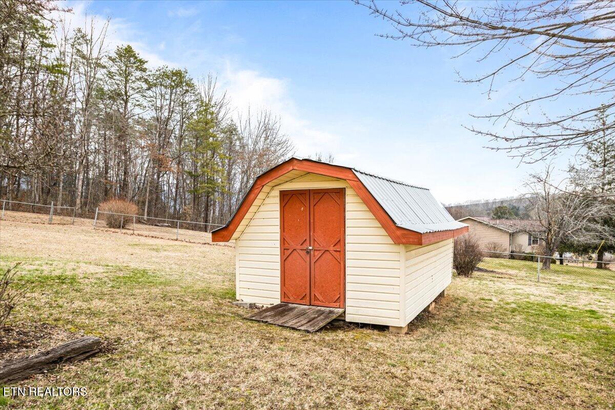 318 Springfield Drive, LaFollette