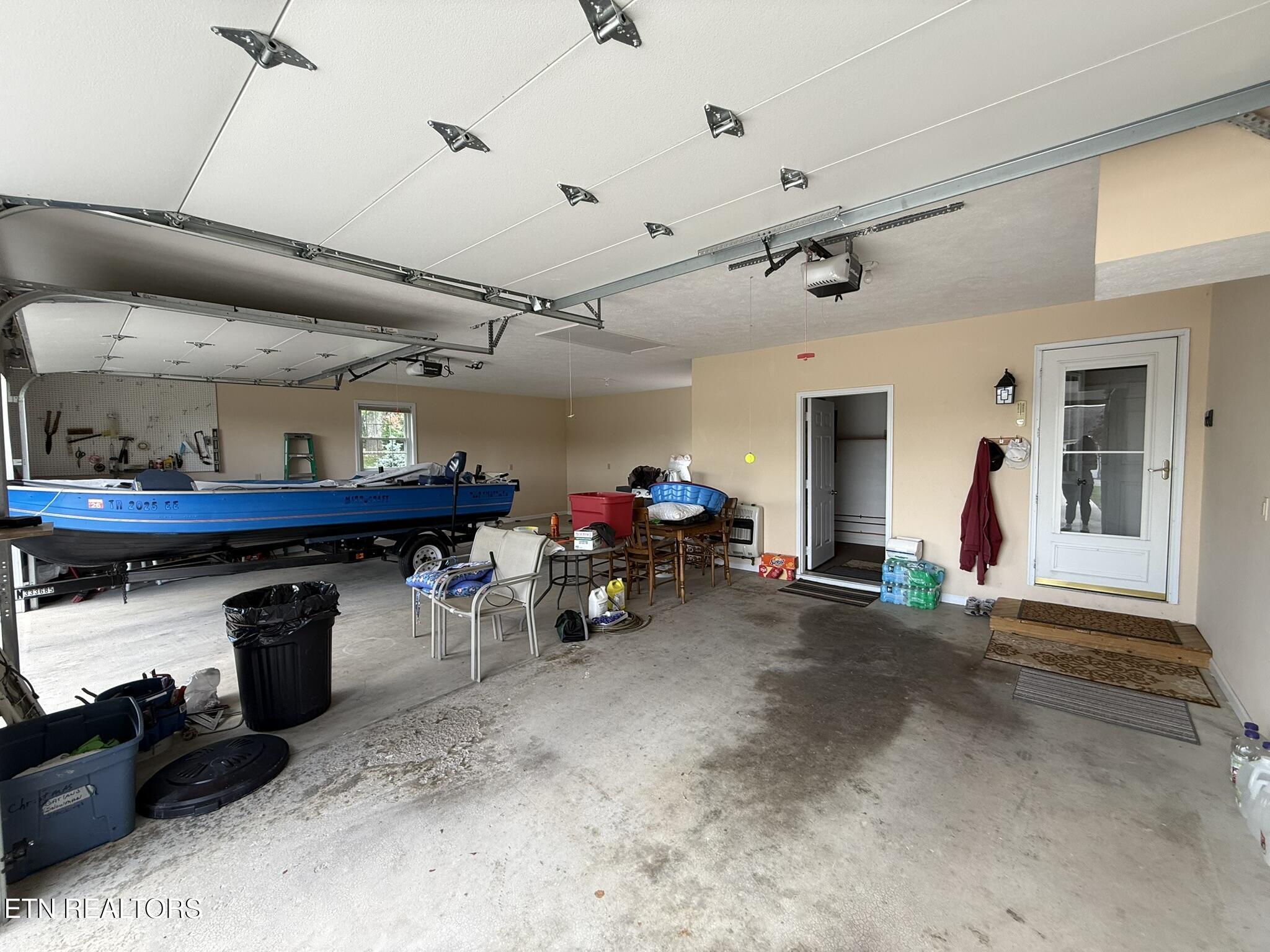 155 Valley View Rd, LaFollette