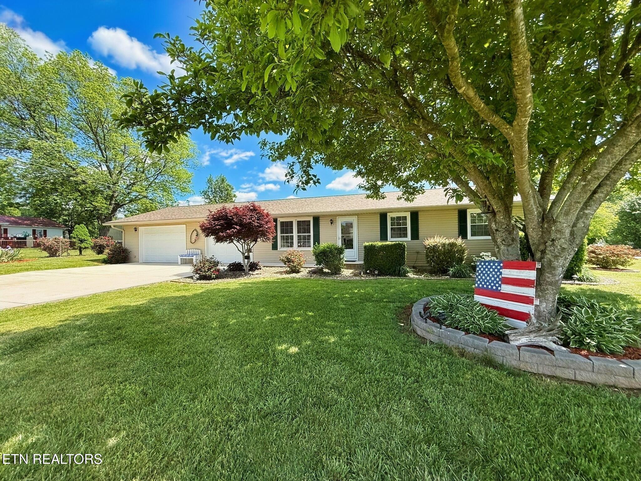 155 Valley View Rd, LaFollette