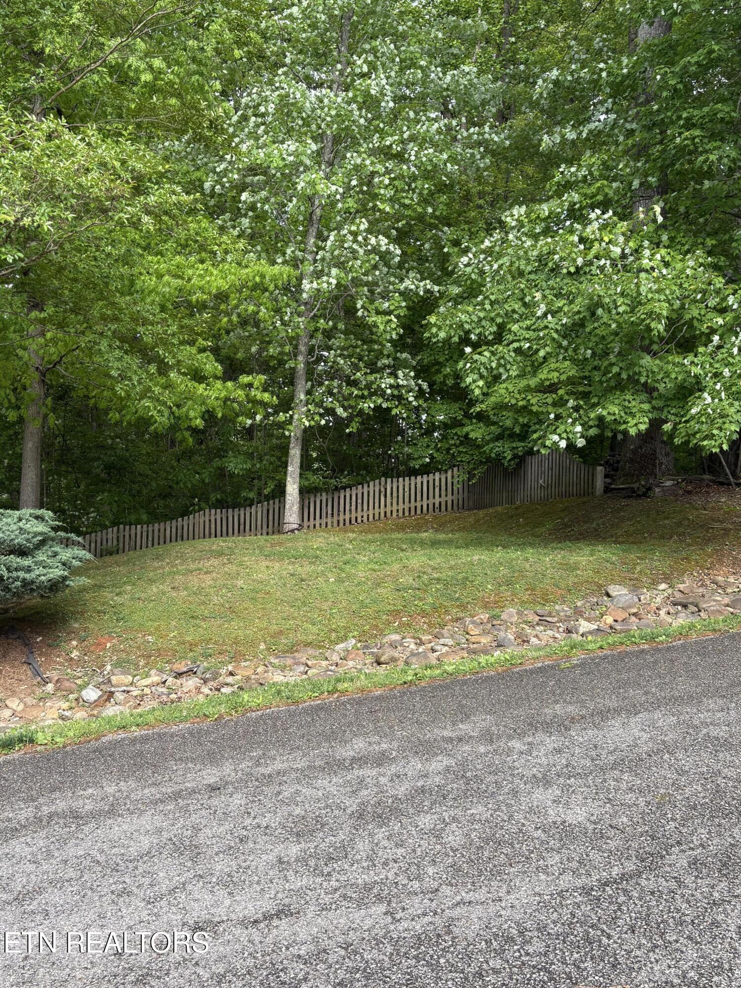 1304 N. Shorewood Lane