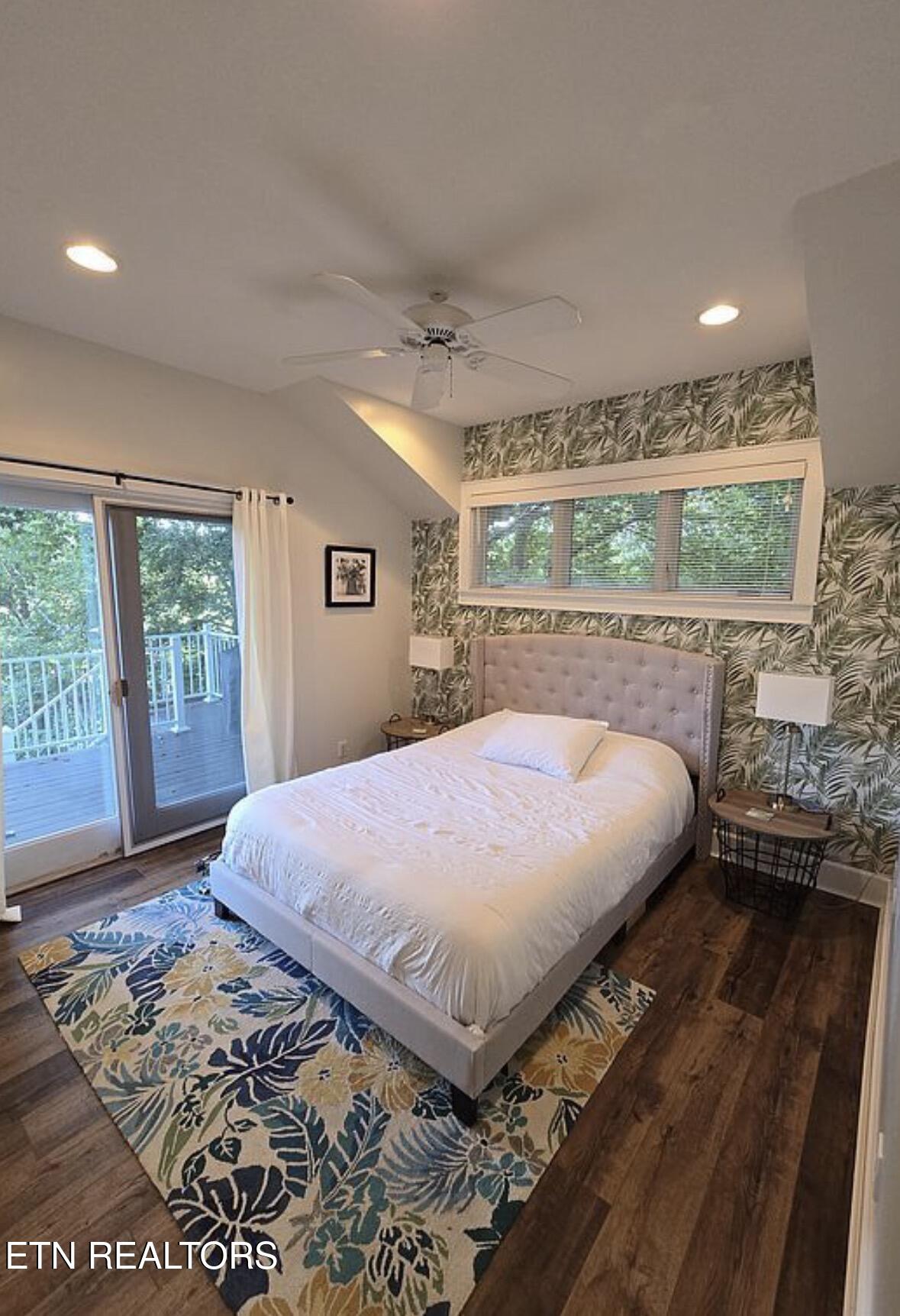 1304 N. Shorewood Lane