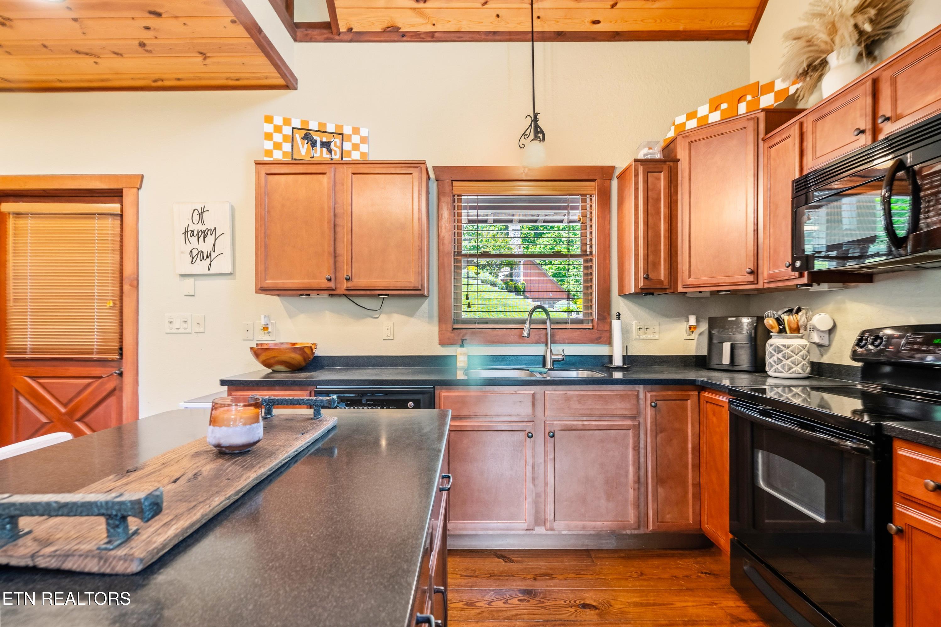 230 Foxwood Drive