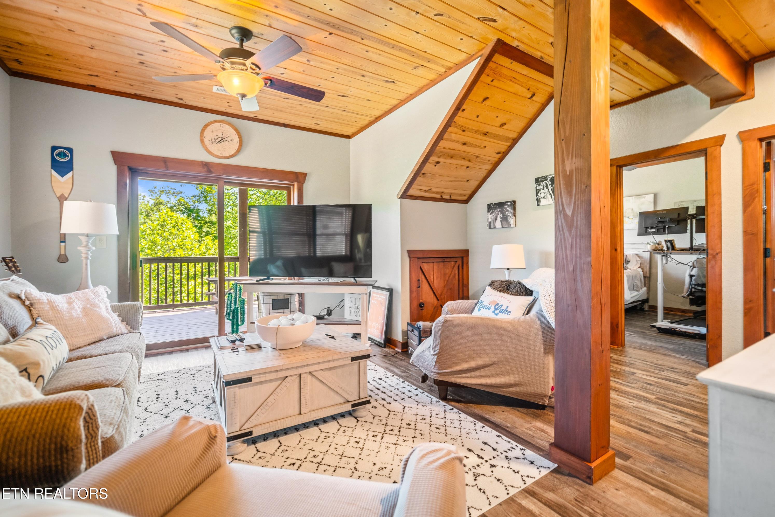 230 Foxwood Drive