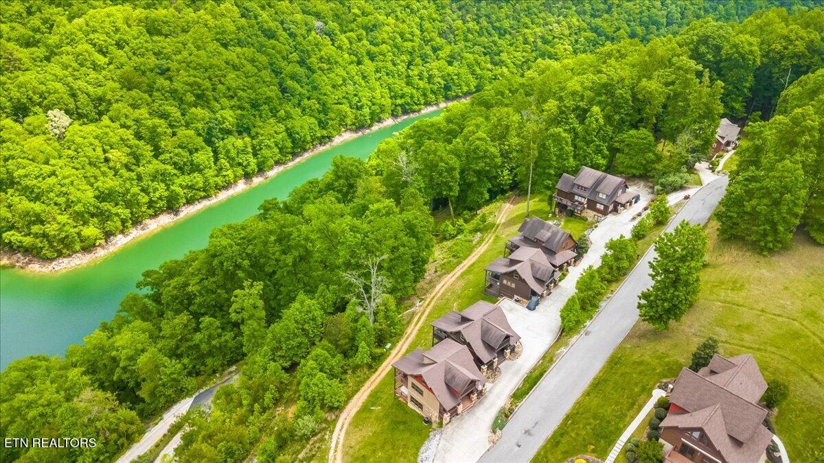 230 Foxwood Drive
