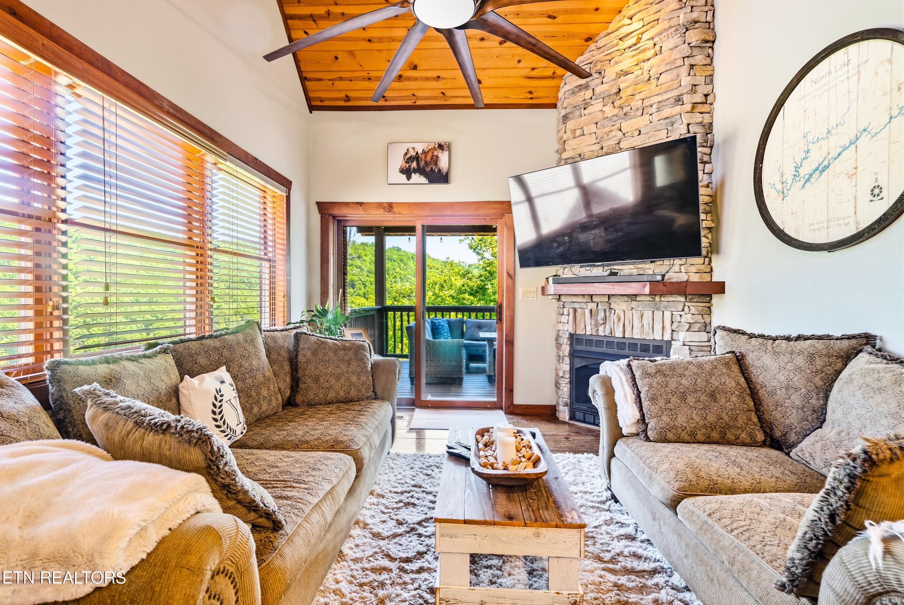 230 Foxwood Drive