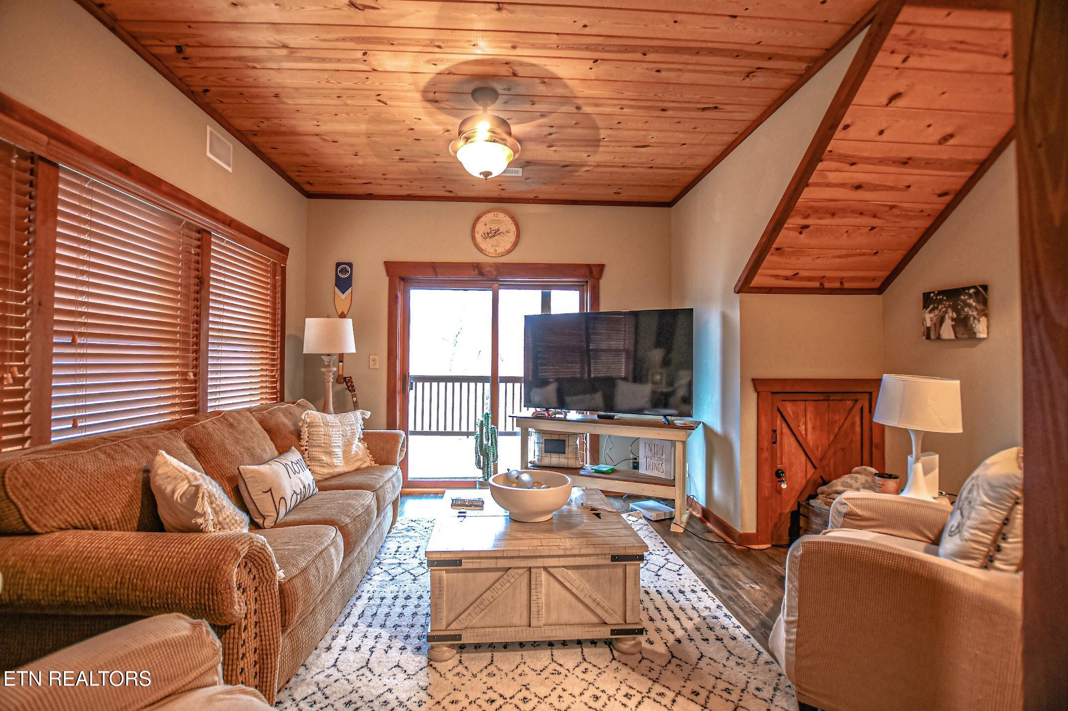 230 Foxwood Drive