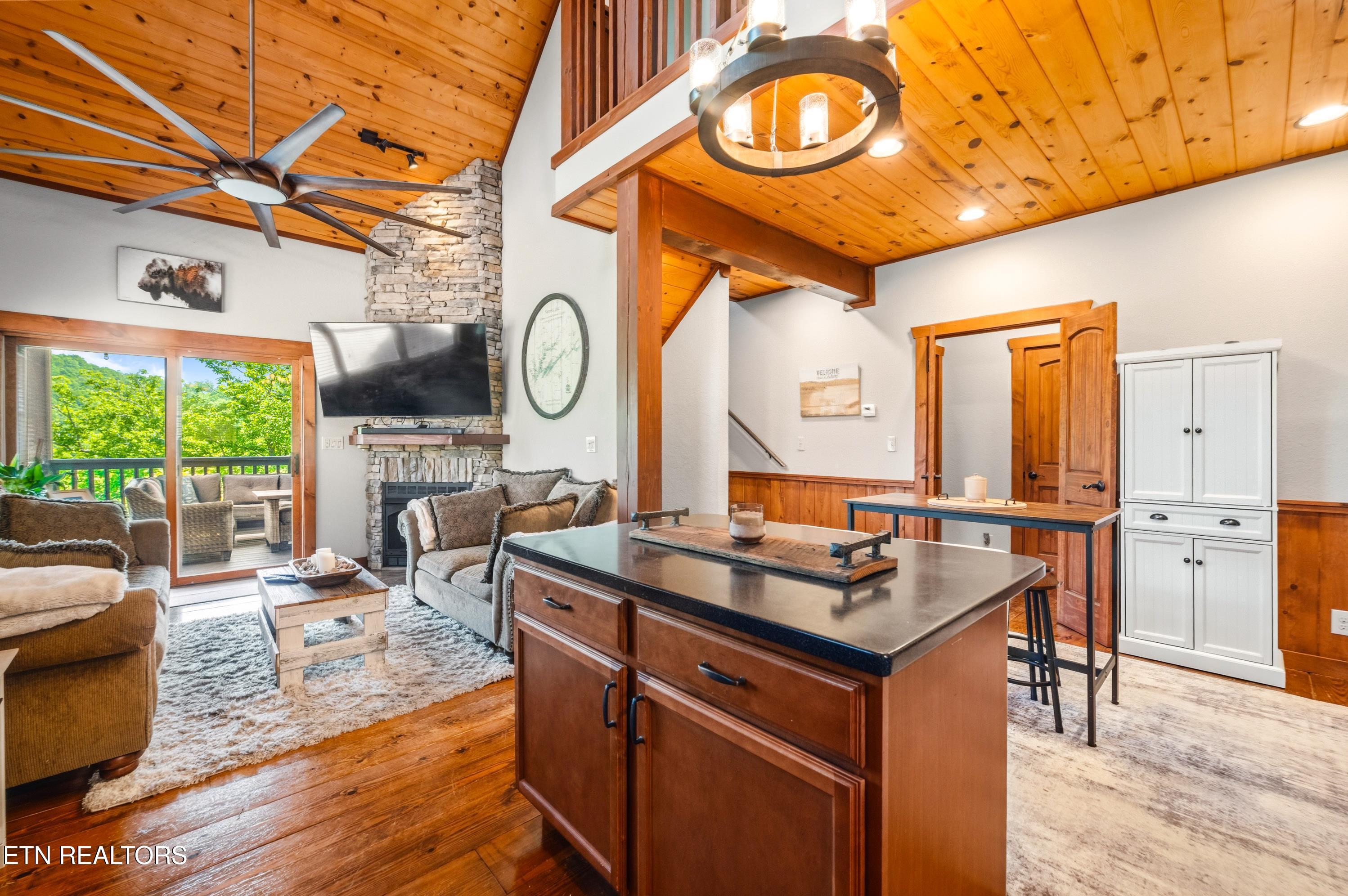 230 Foxwood Drive