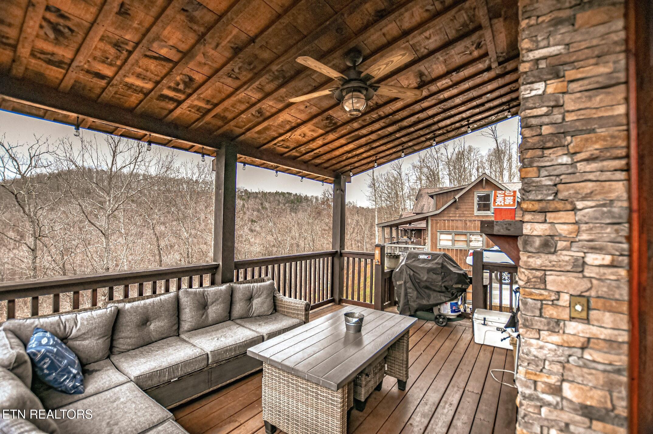 230 Foxwood Drive