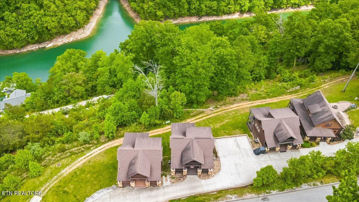 230 Foxwood Drive