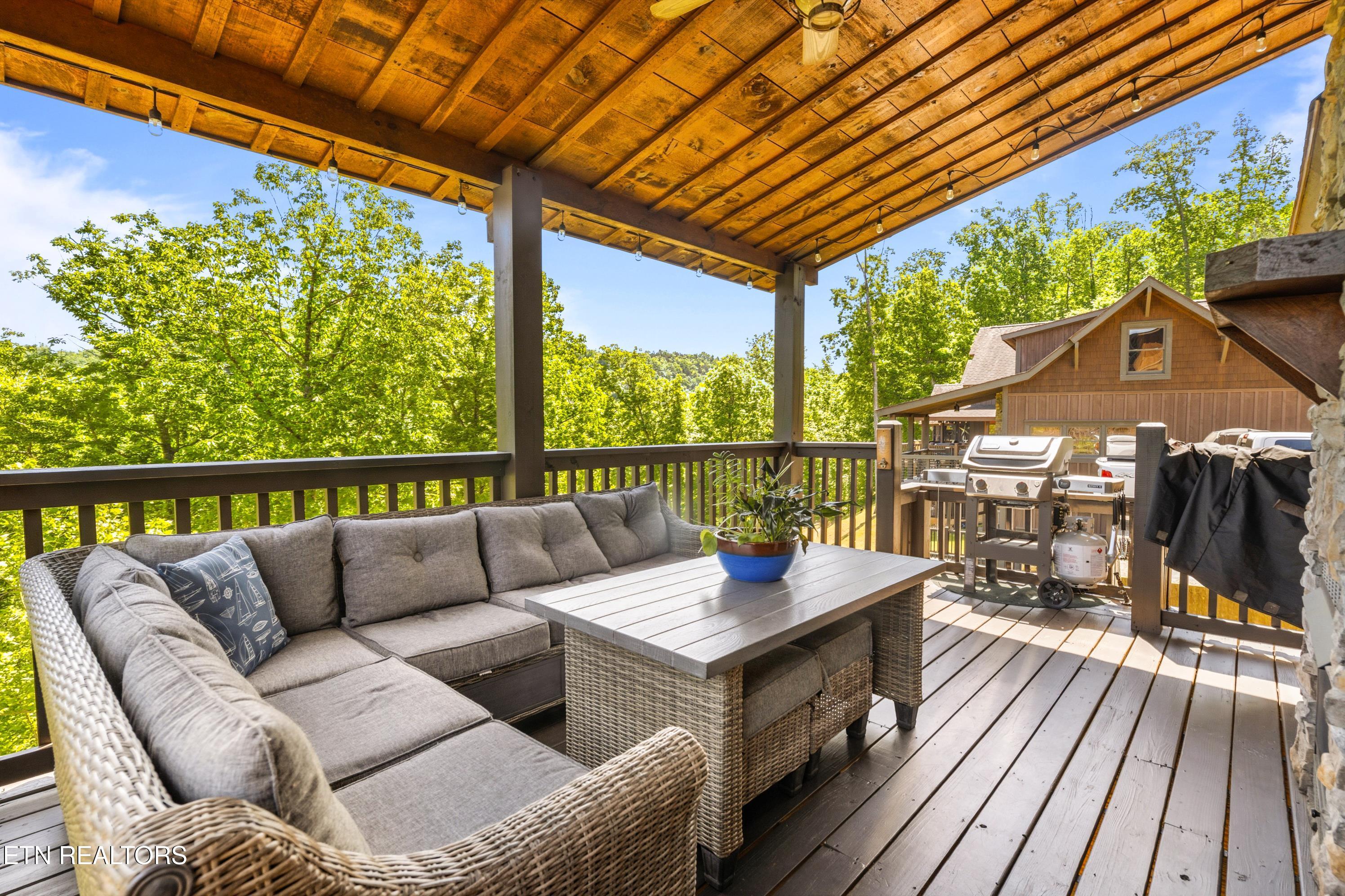 230 Foxwood Drive