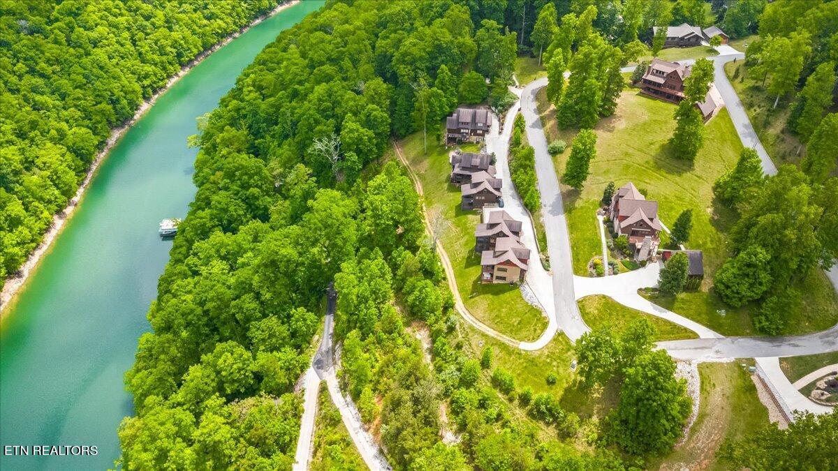 230 Foxwood Drive