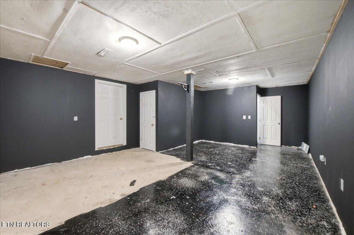 226 McKinney Rd, LaFollette