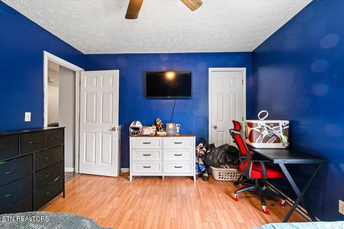 226 McKinney Rd, LaFollette