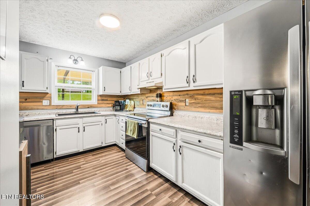 226 McKinney Rd, LaFollette