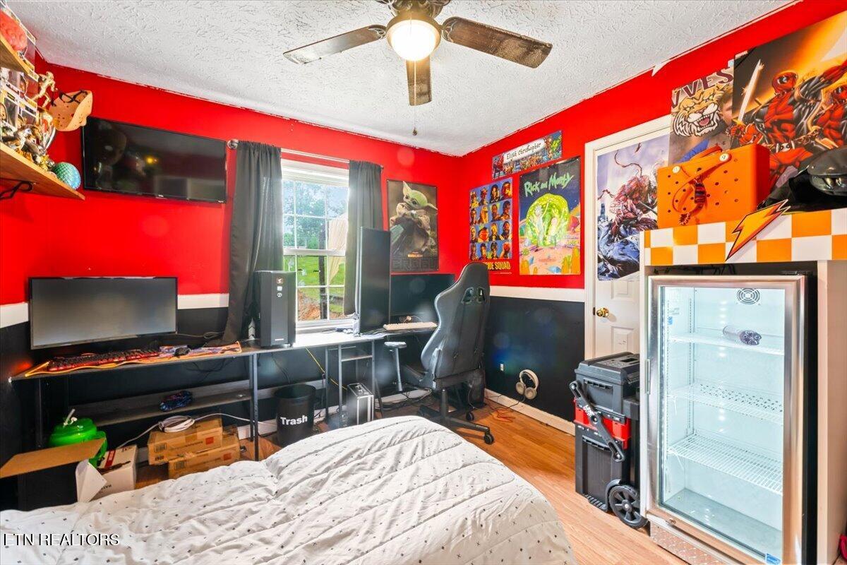 226 McKinney Rd, LaFollette
