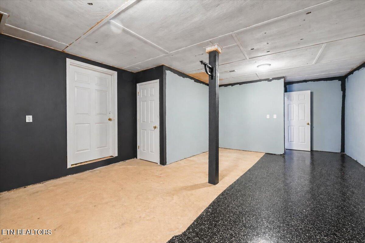 226 McKinney Rd, LaFollette