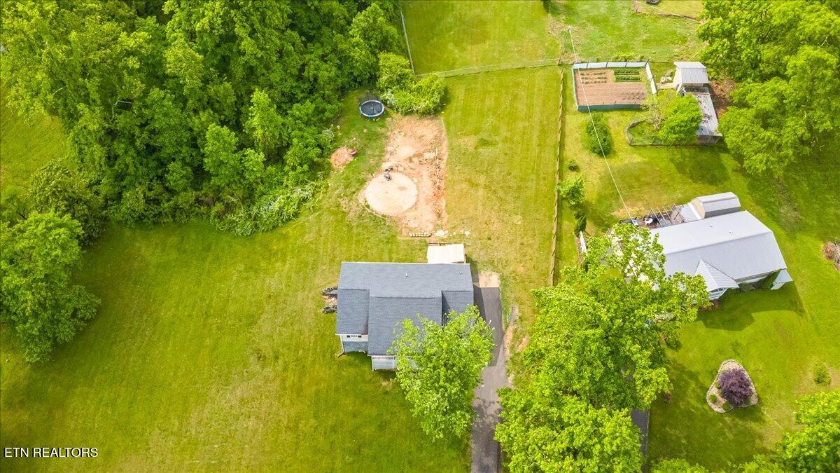 226 McKinney Rd, LaFollette