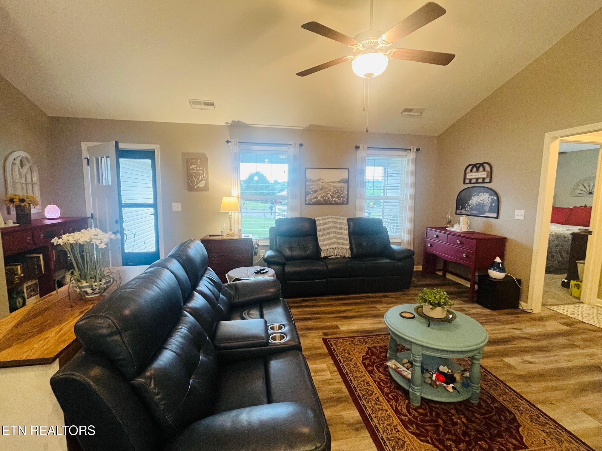 7343 Crippen Corner Lane