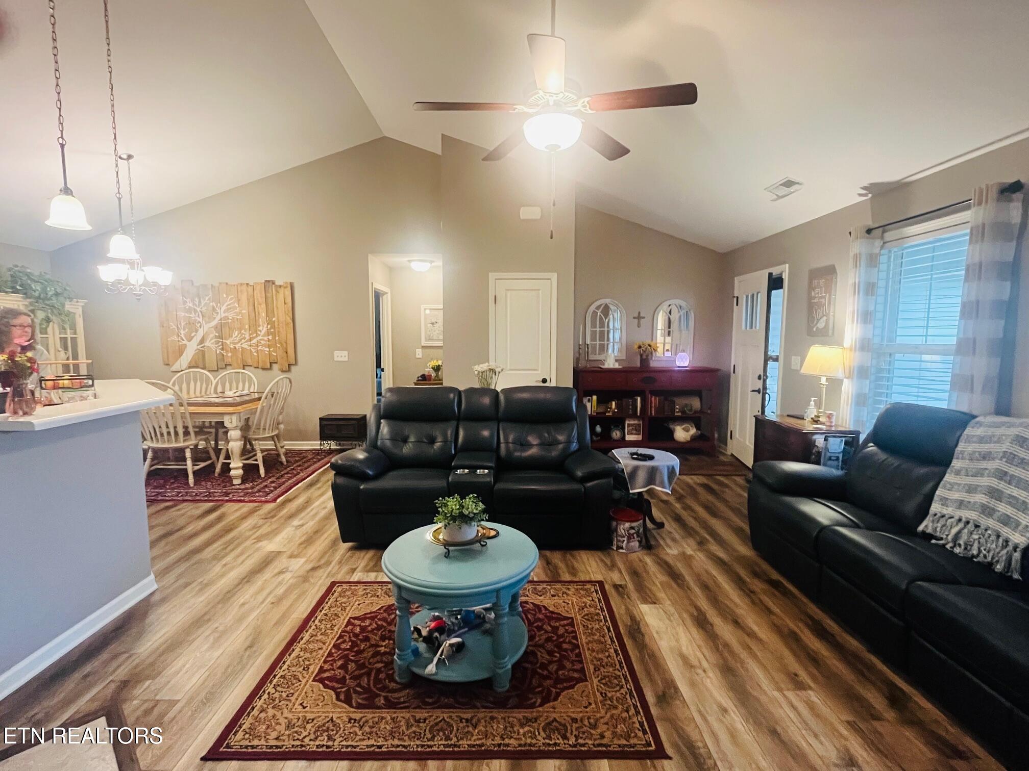 7343 Crippen Corner Lane