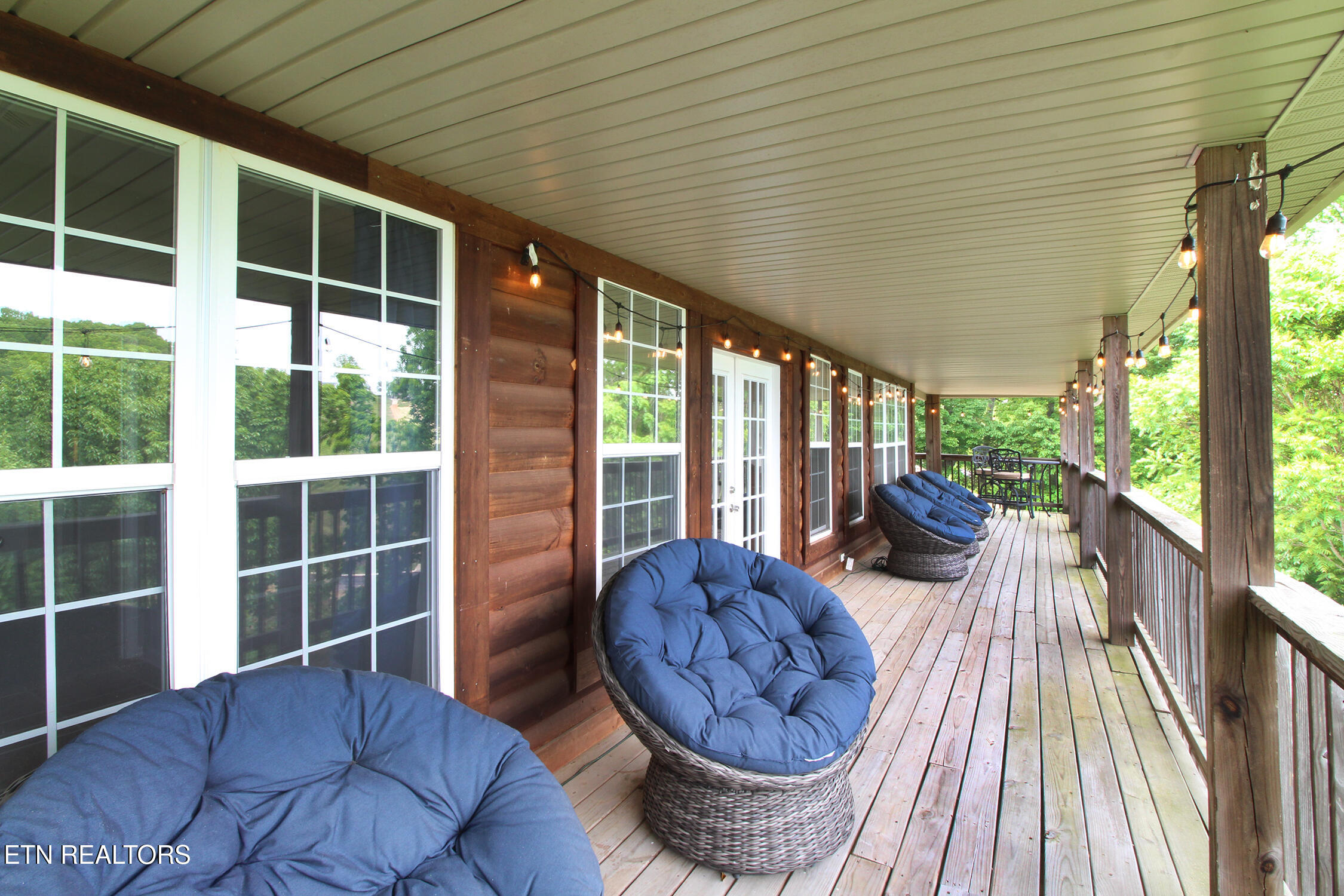 233 Sequoyah Tr
