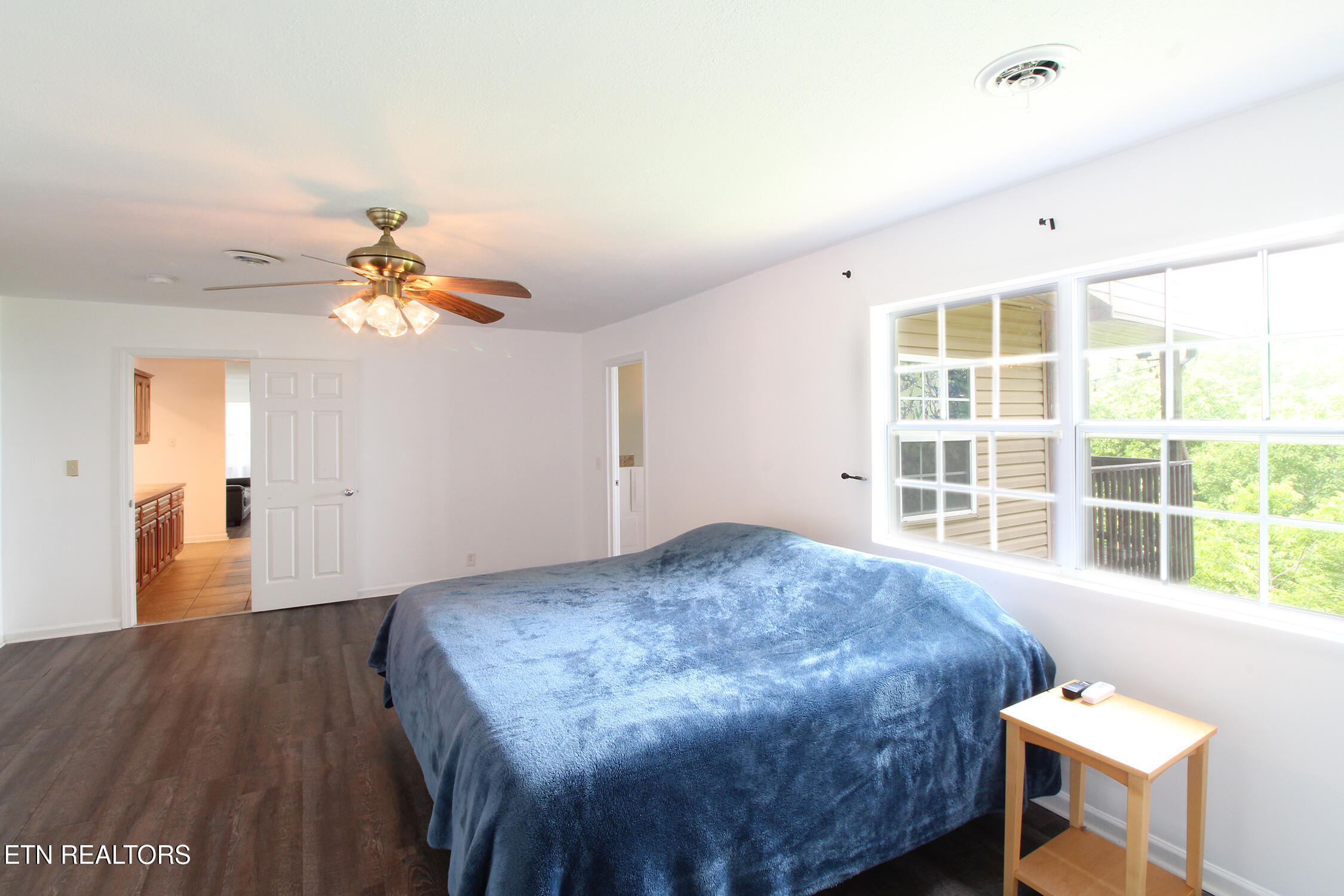233 Sequoyah Tr