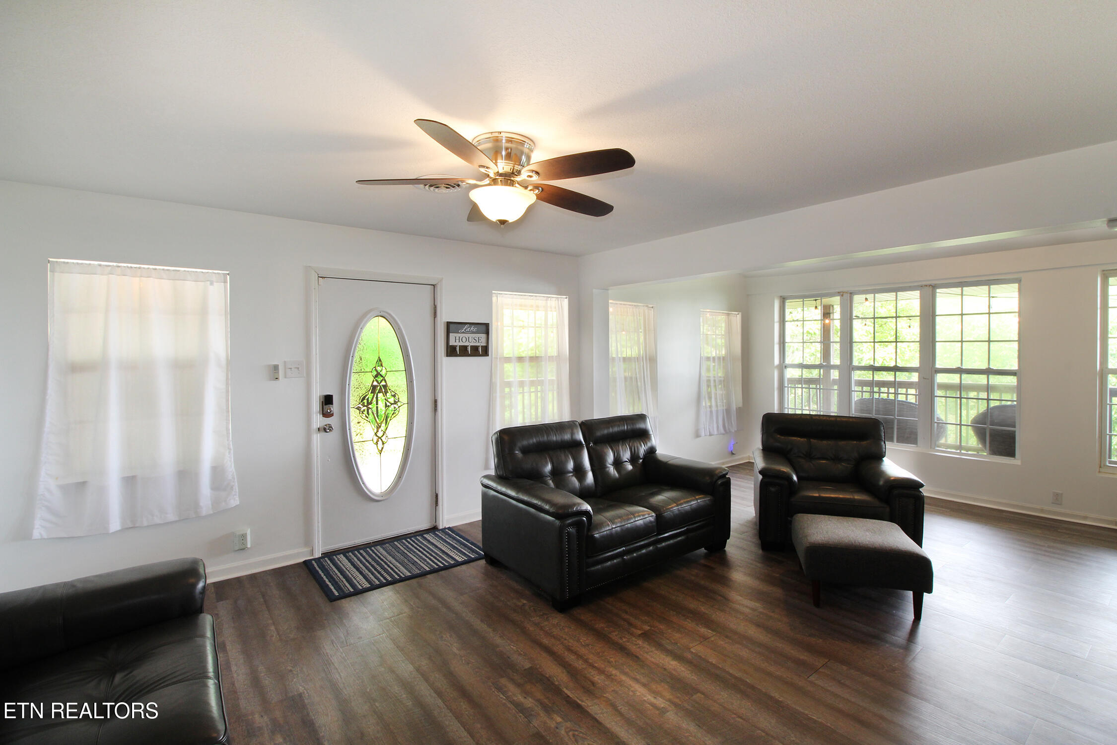 233 Sequoyah Tr