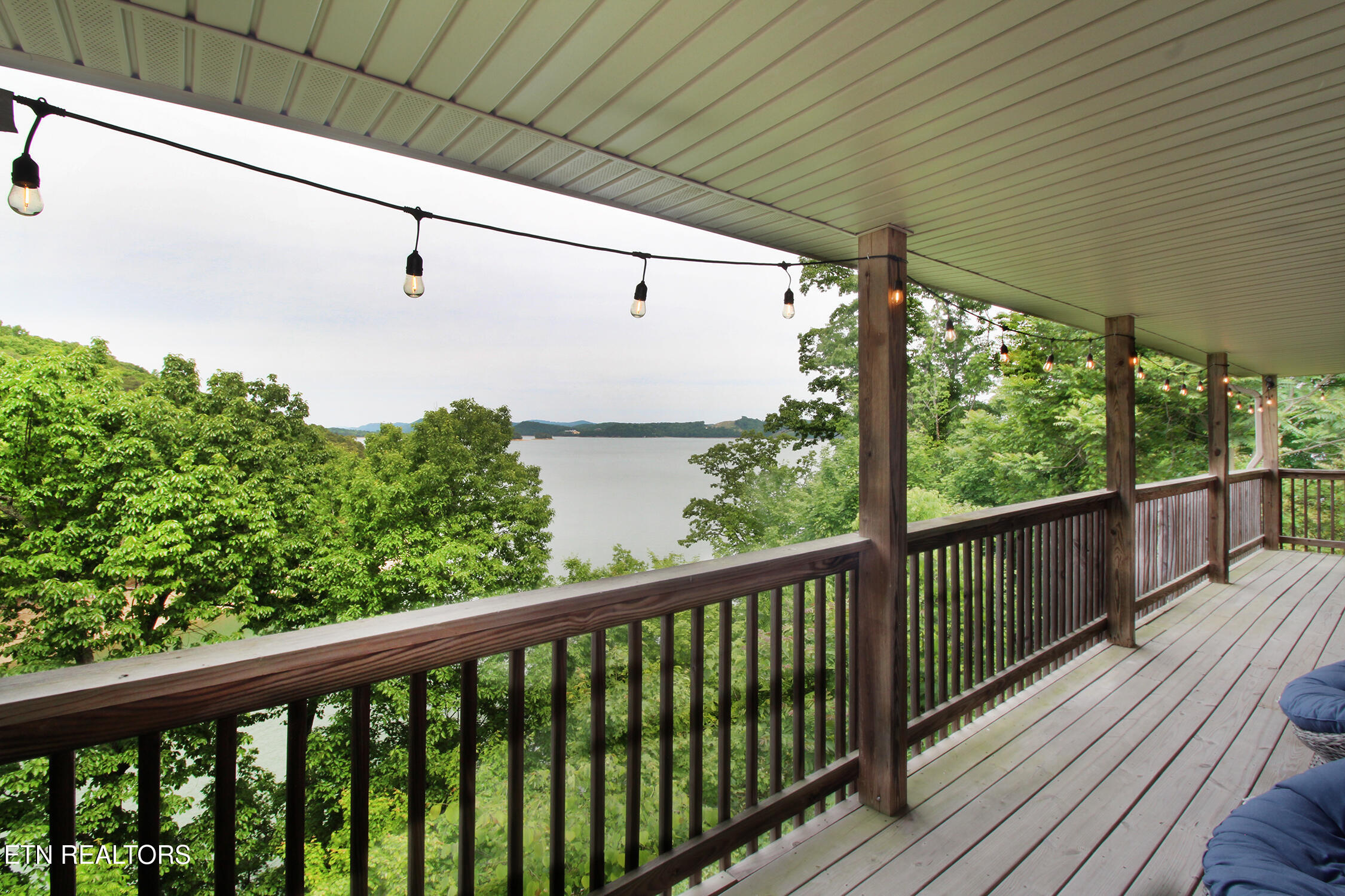 233 Sequoyah Tr
