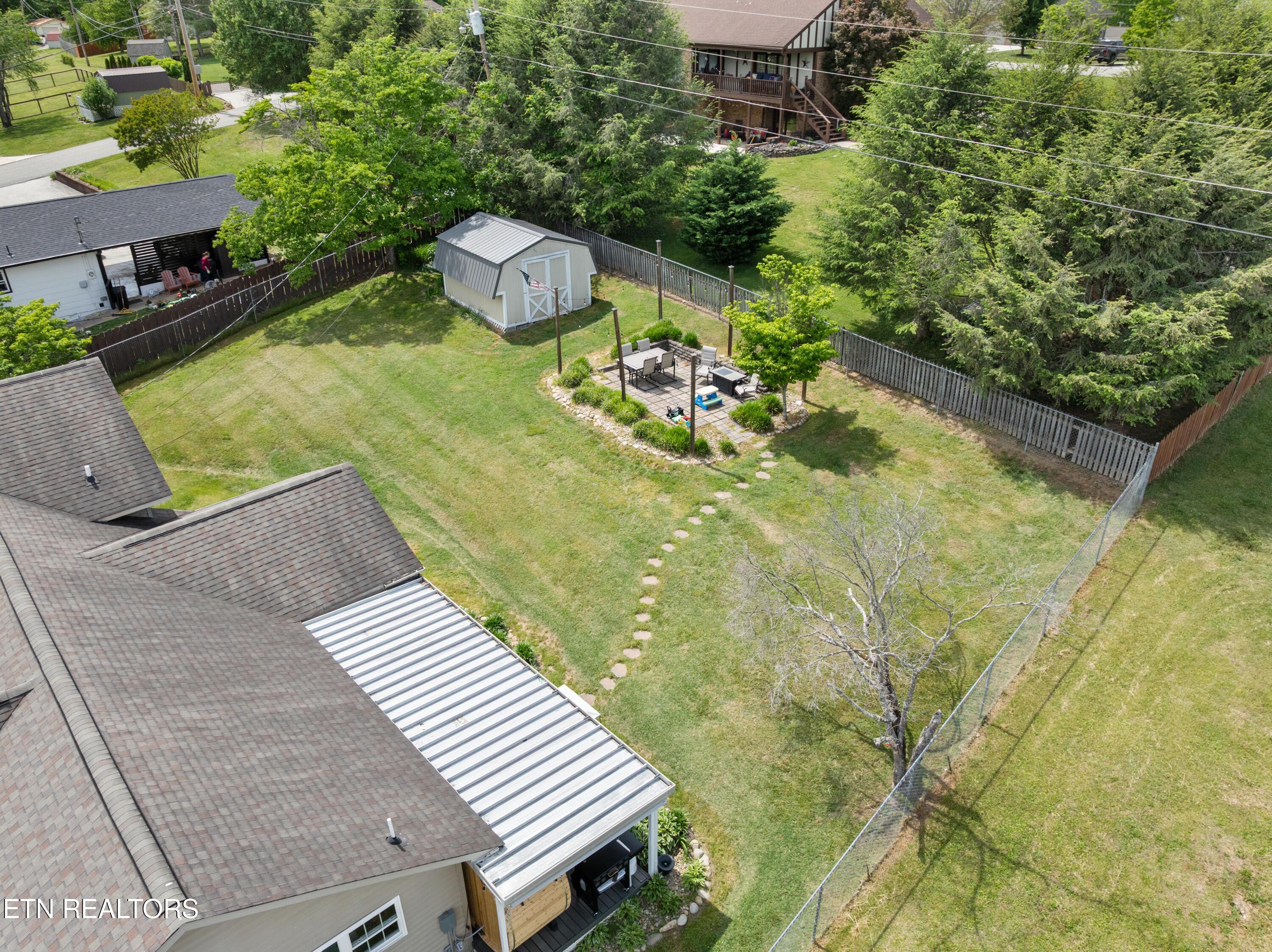 206 Hickory Lane