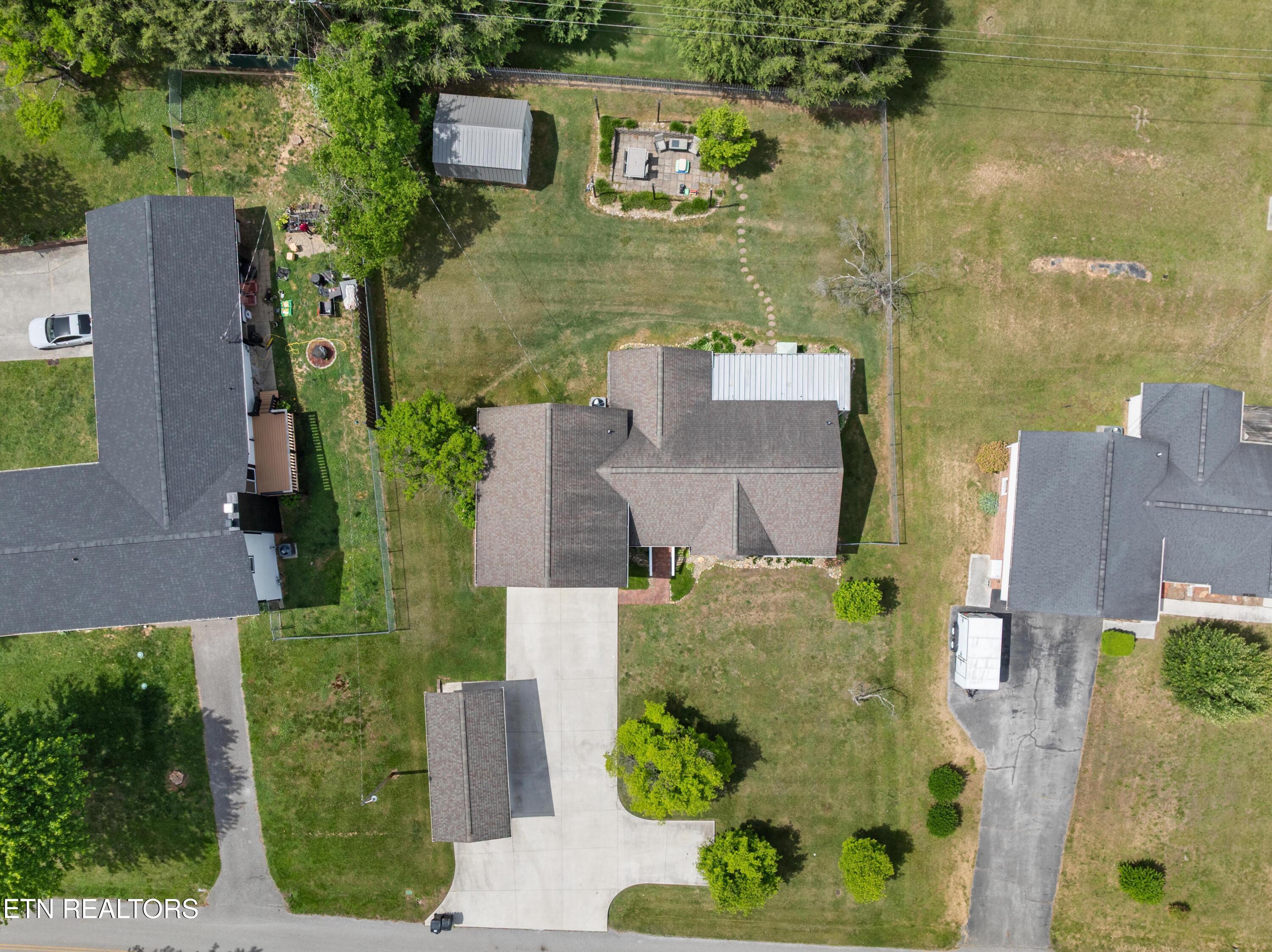 206 Hickory Lane