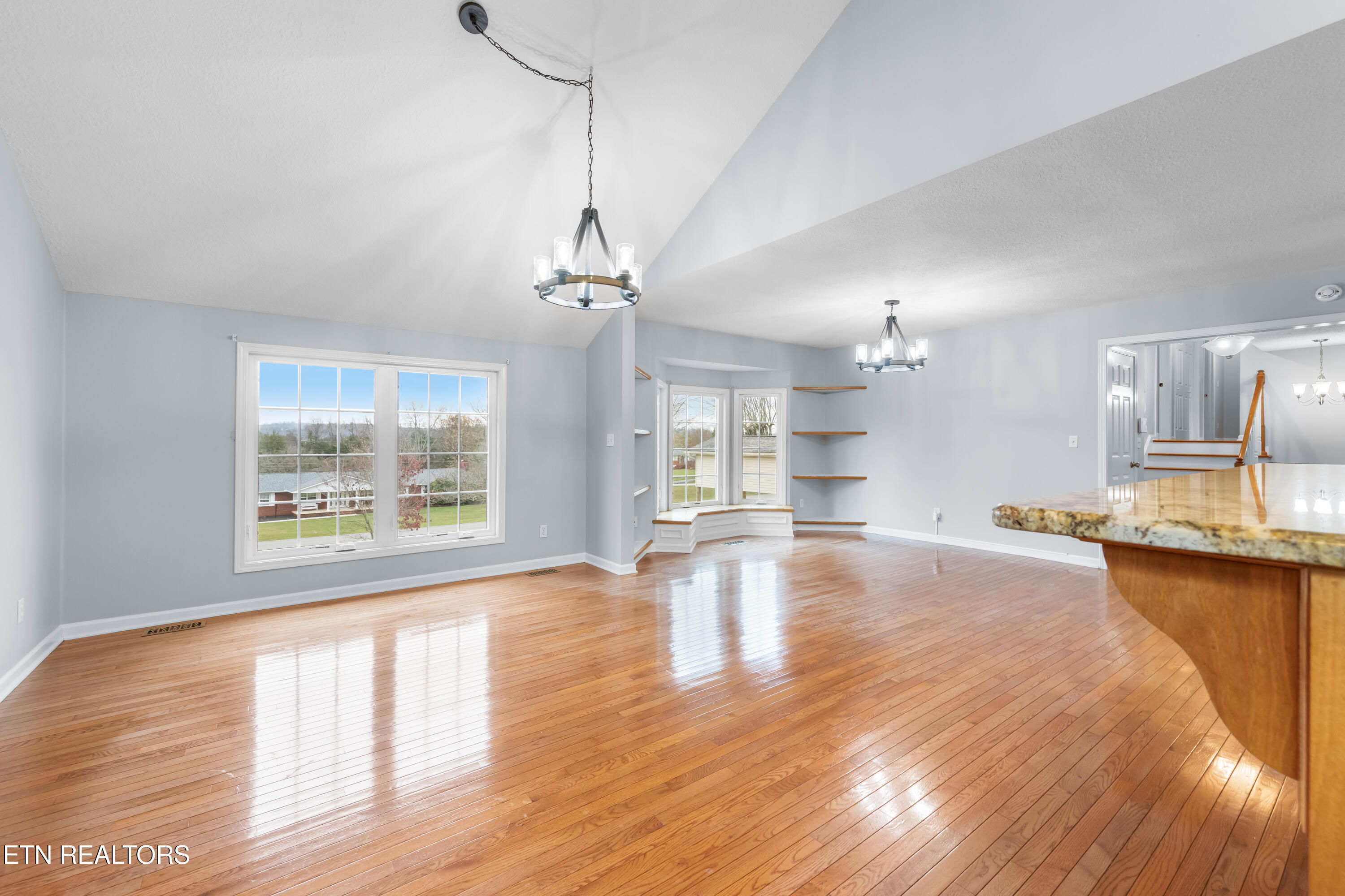 206 Hickory Lane