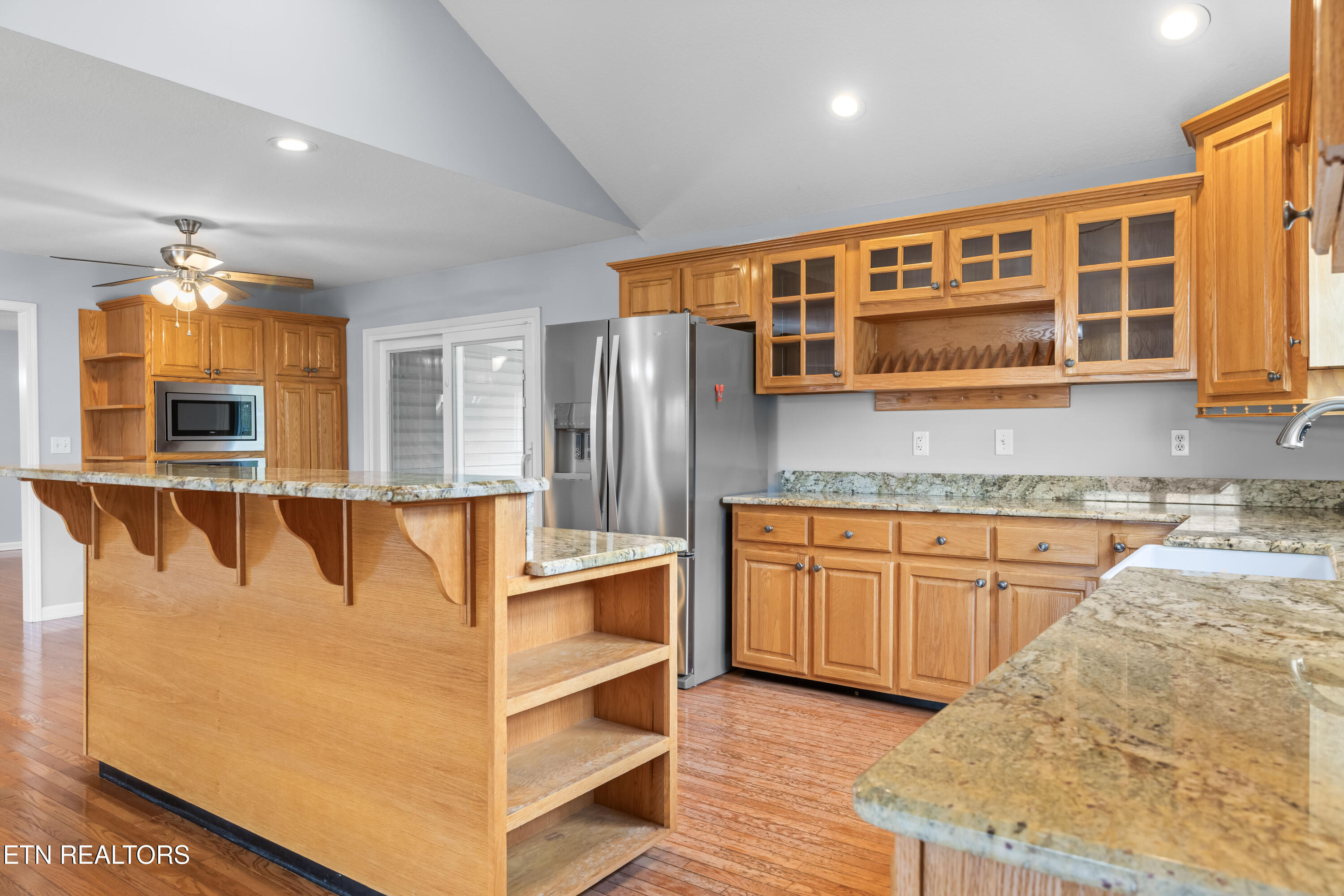 206 Hickory Lane