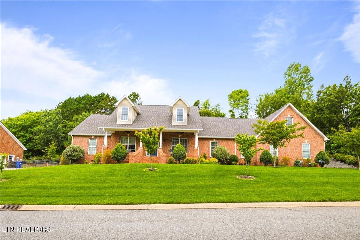 48 Riverside Drive