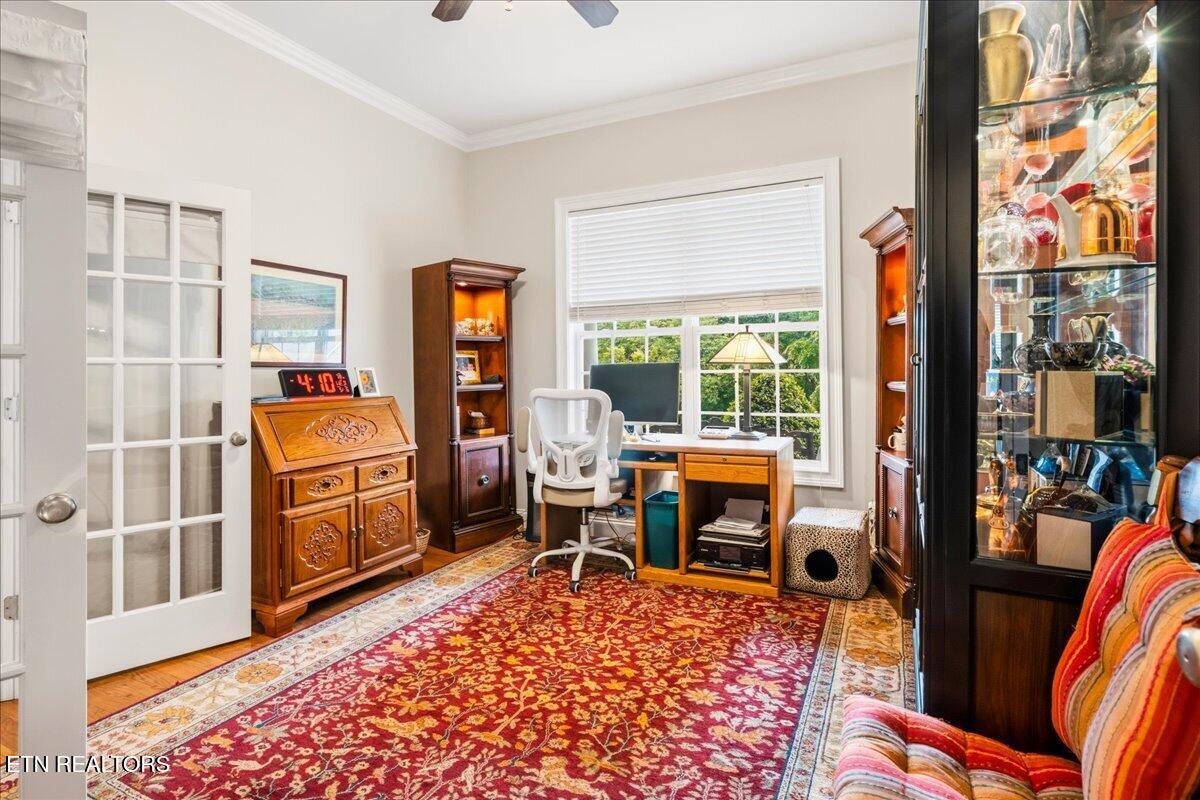 48 Riverside Drive