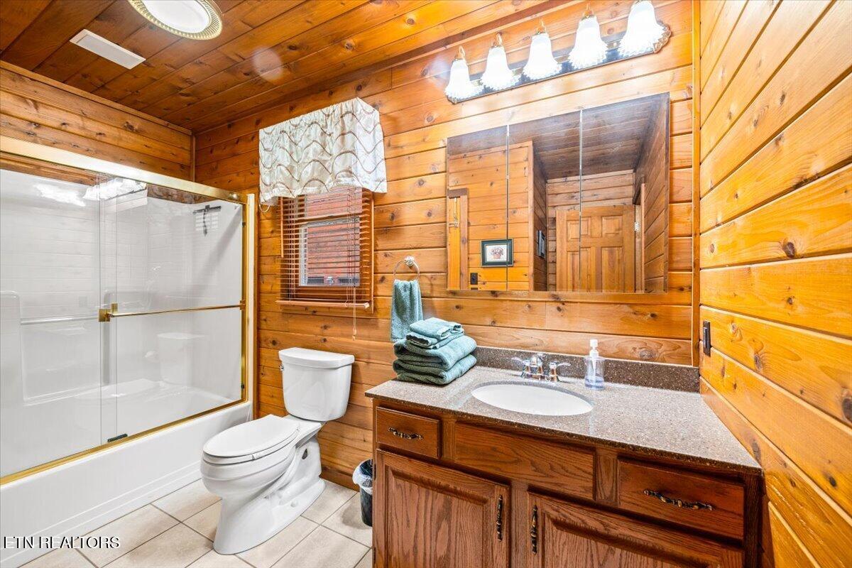 1186 Deerfield Way, LaFollette