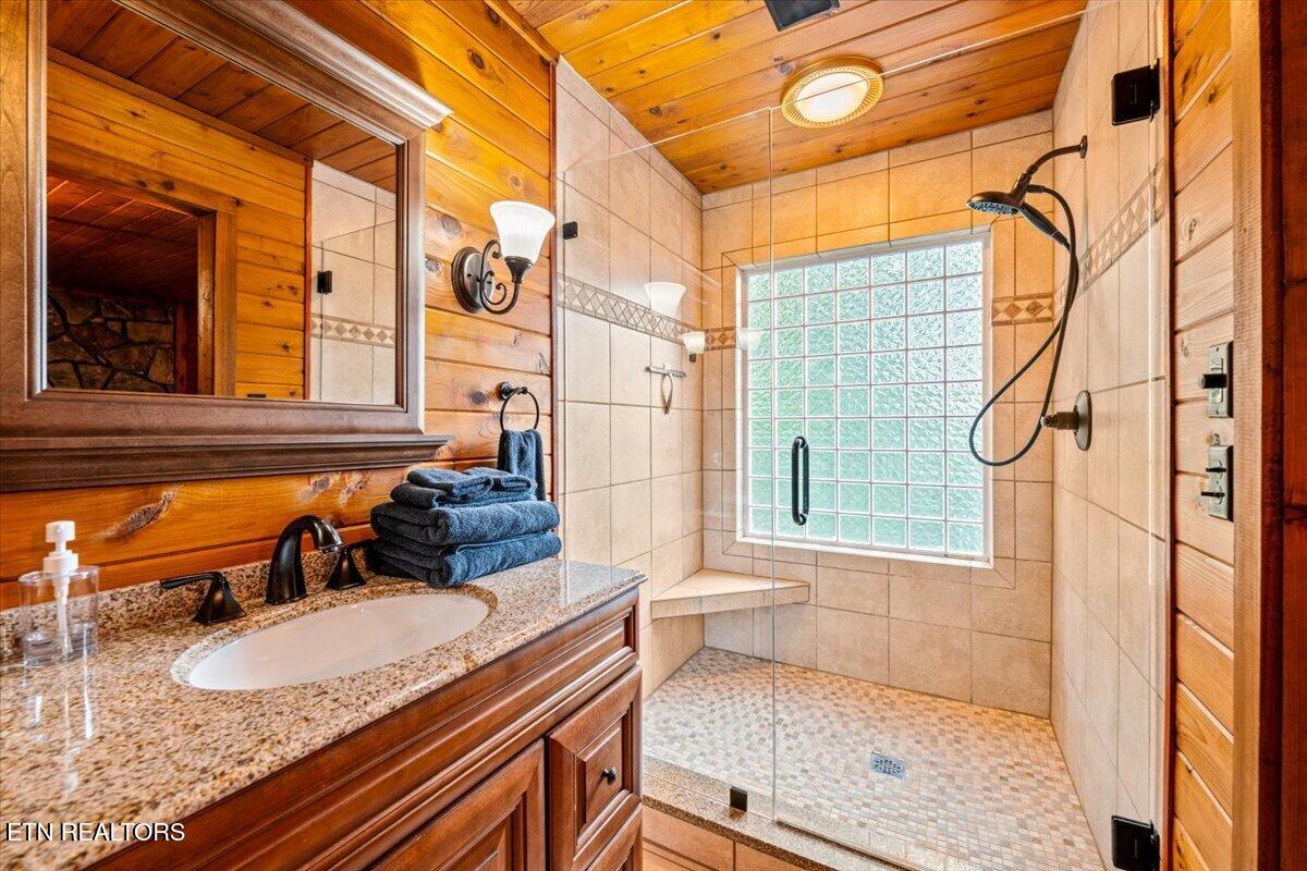 1186 Deerfield Way, LaFollette