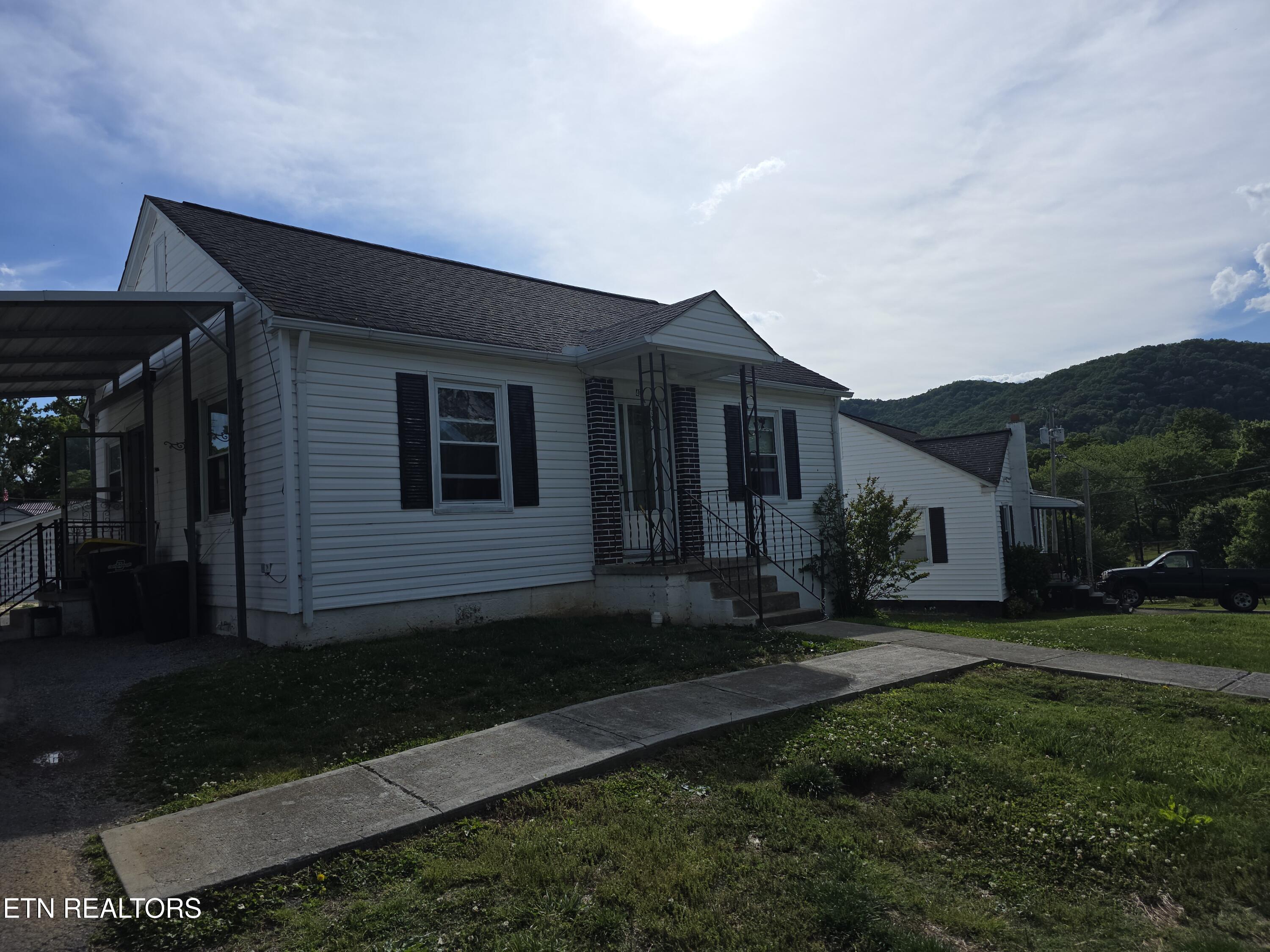 404 E 4th St, LaFollette