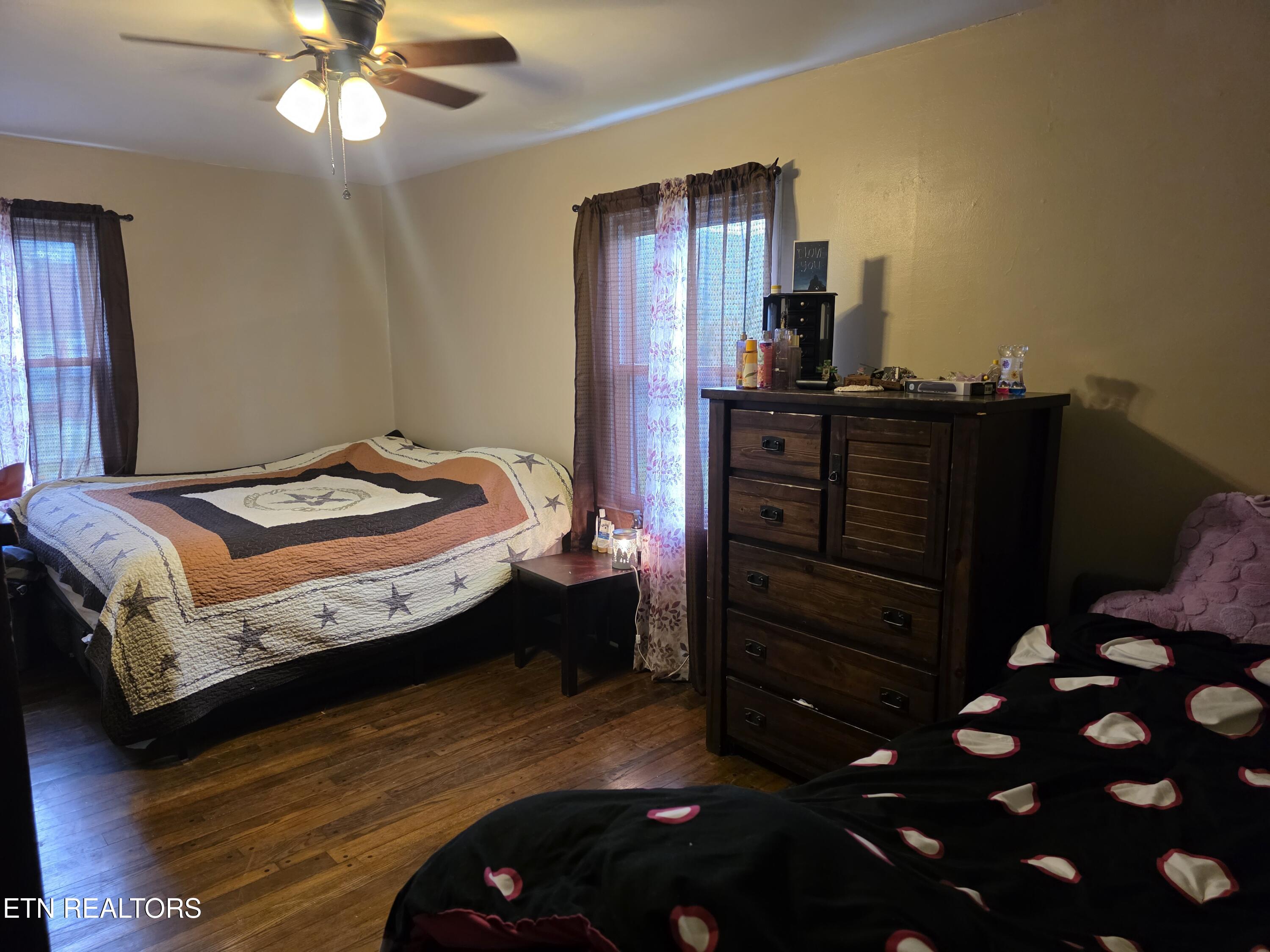 404 E 4th St, LaFollette