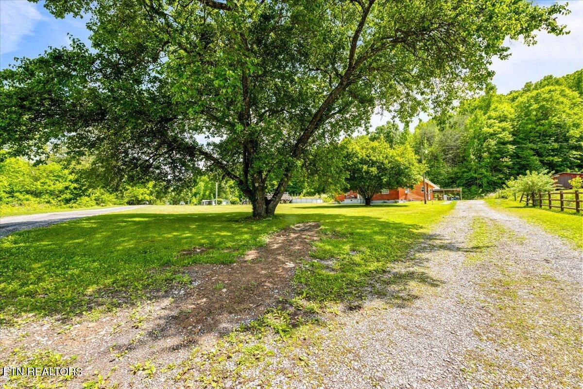 4662 Baker Hwy