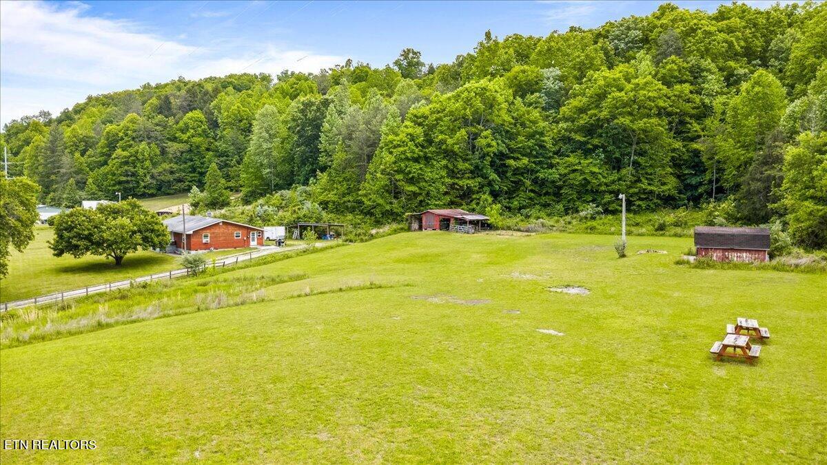 4662 Baker Hwy