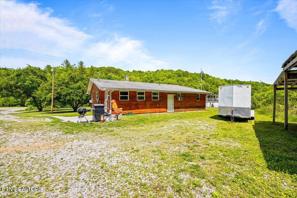 4662 Baker Hwy