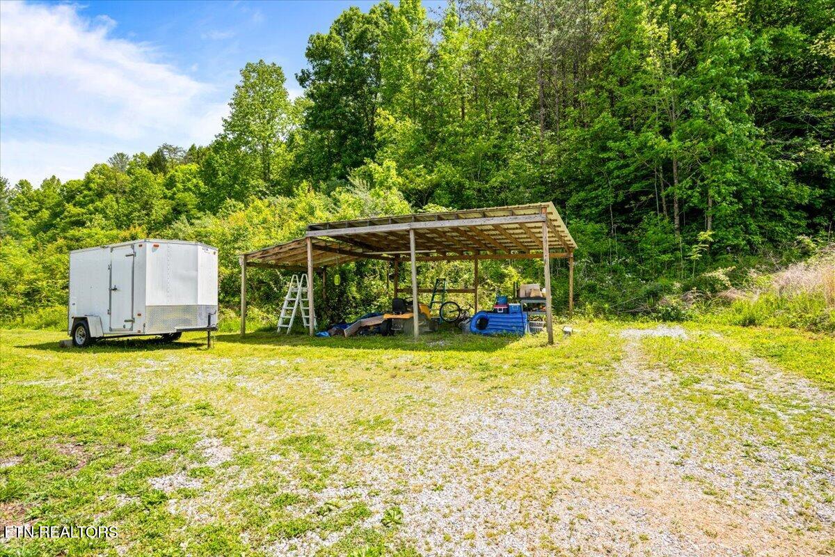 4662 Baker Hwy
