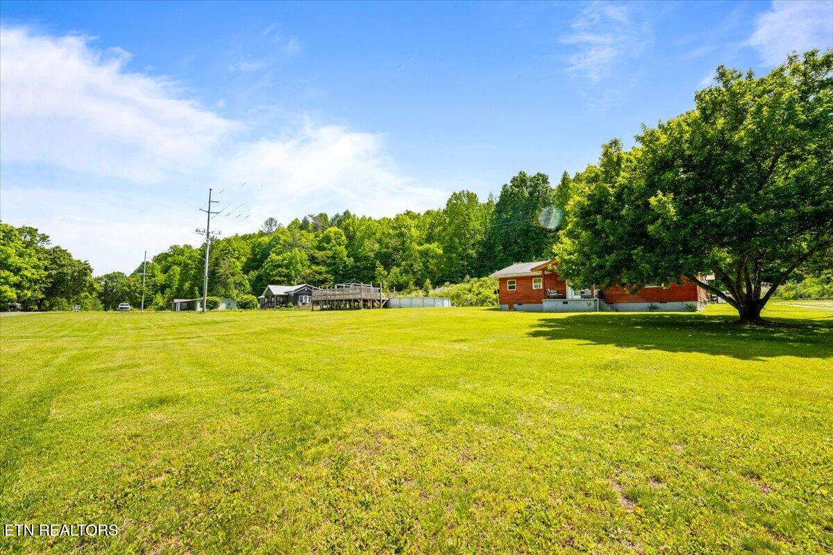 4662 Baker Hwy